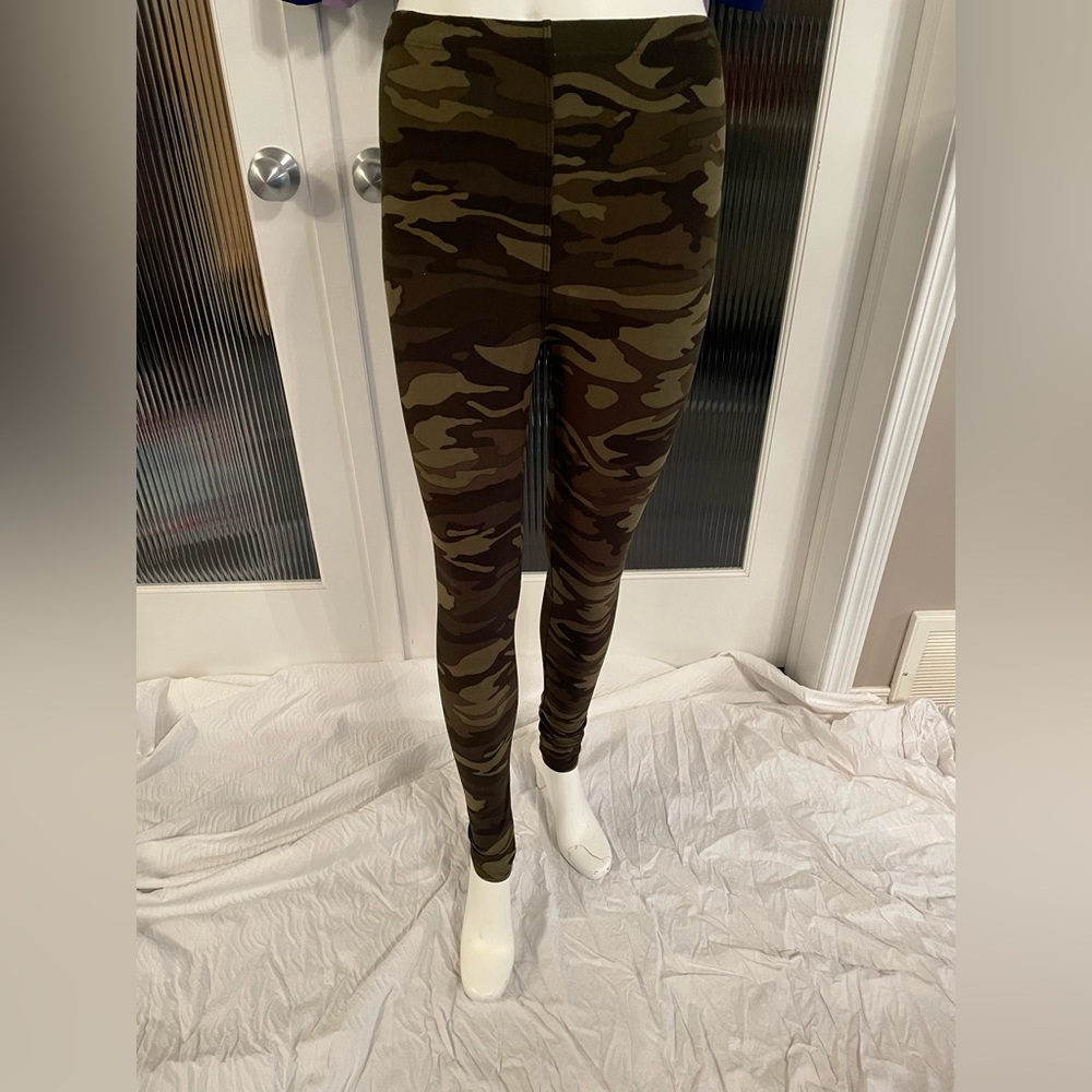 Cameo Leggings